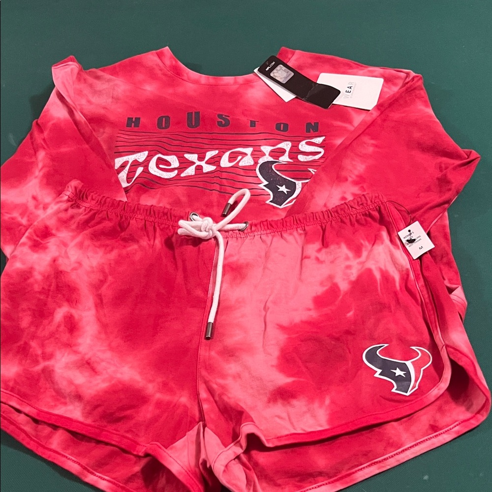Houston Texans Women's Red Tie-Dye long Sleeve cropped Tee and matching shorts